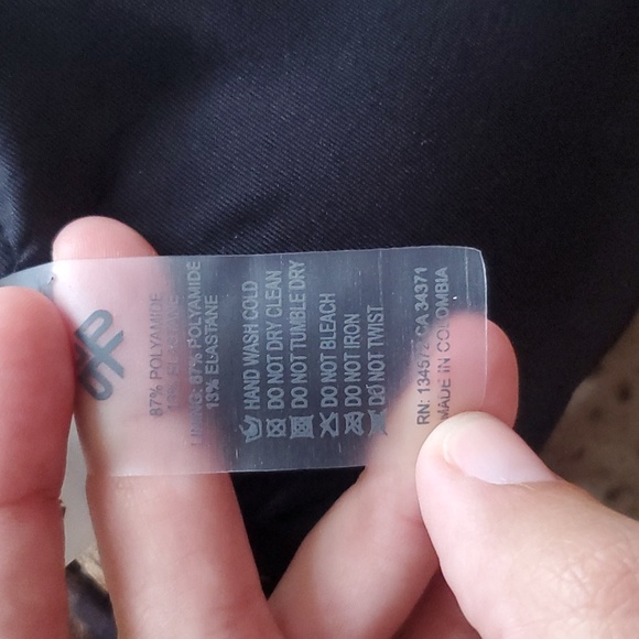 PilyQ Kylie Leopard-Print Triangle Bikini Swim Top Medium - Picture 9 of 14